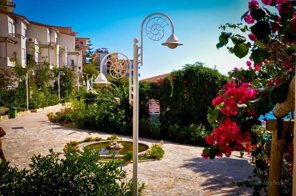 Sunny Bay Apartments Саранда Екстер'єр фото